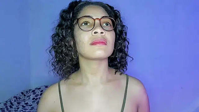 Snapshot of Jade_Dorthini chatting on February 23, 4:28 am Jade Dorthini online show from February 23, 4:28 am