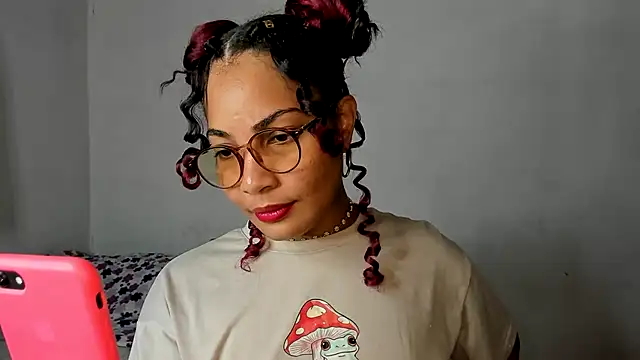 Snapshot of Jade_Dorthini chatting on March 7, 9:06 pm Jade Dorthini online show from March 7, 9:06 pm