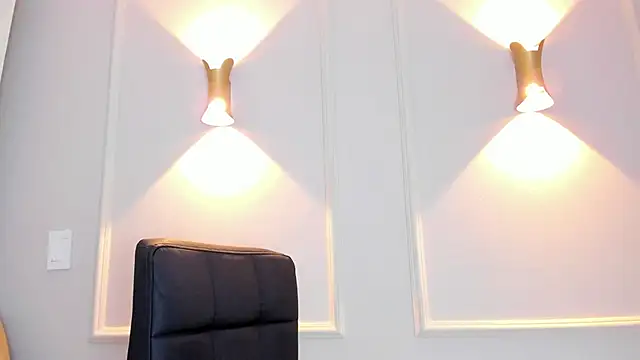 Lia walton online show from February 10, 5:52 pm