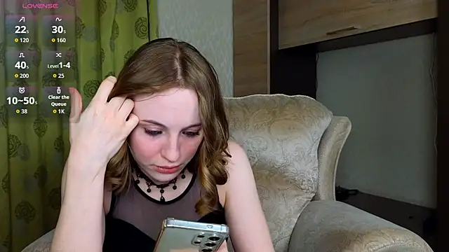 Snapshot of Cowell_Adelina chatting on July 6, 2:03 pm Cowell Adelina online show from July 6, 2:03 pm