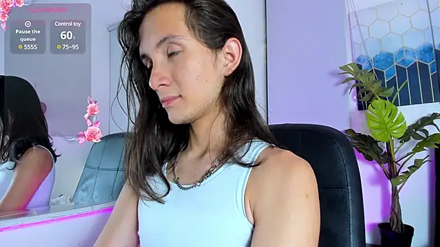 Feniix   online show from March 7, 3:40 am