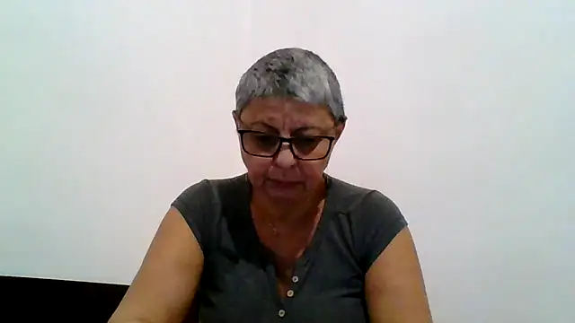 roseblak42 online show from December 18, 4:57 pm