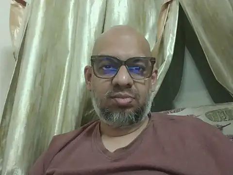 Snapshot of horsepower8283 chatting on February 15, 3:53 pm horsepower8283 online show from February 15, 3:53 pm