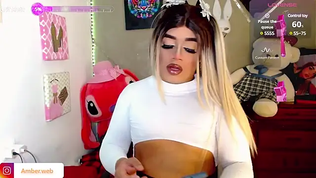 Snapshot of Amber_bigcock22 chatting on February 15, 11:28 am Amber bigcock22 online show from February 15, 11:28 am