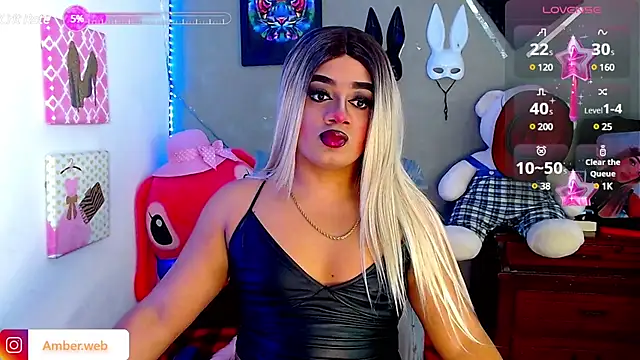 Snapshot of Amber_bigcock22 chatting on February 16, 12:10 pm Amber bigcock22 online show from February 16, 12:10 pm