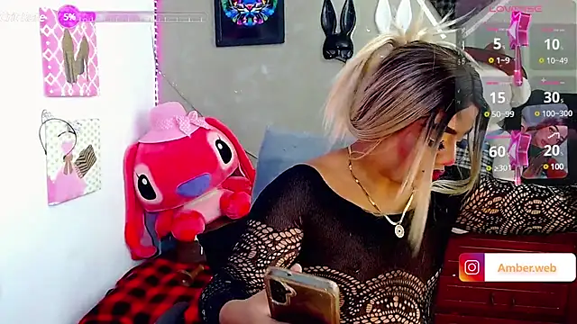 Snapshot of Amber_bigcock22 chatting on February 23, 11:33 am Amber bigcock22 online show from February 23, 11:33 am