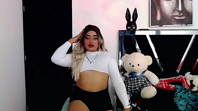 Snapshot of Amber_bigcock22 chatting on September 9, 11:10 am Amber bigcock22 online show from September 9, 11:10 am