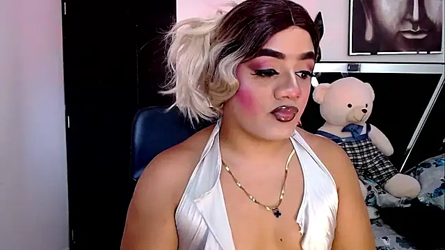 Snapshot of Amber_bigcock22 chatting on September 13, 11:32 am Amber bigcock22 online show from September 13, 11:32 am
