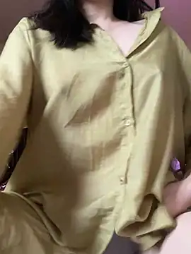 Ruby bear online show from December 7, 6:32 am