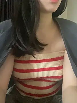 Ruby bear online show from December 19, 2:34 am