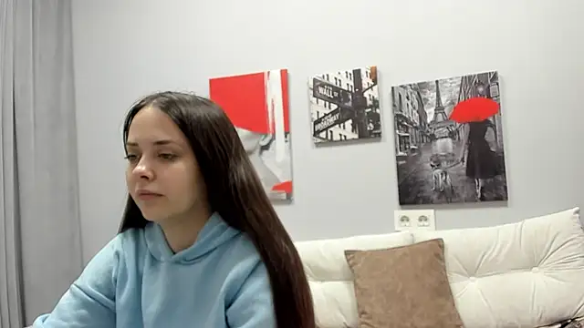 Tiny JuJu online show from April 9, 1:05 am