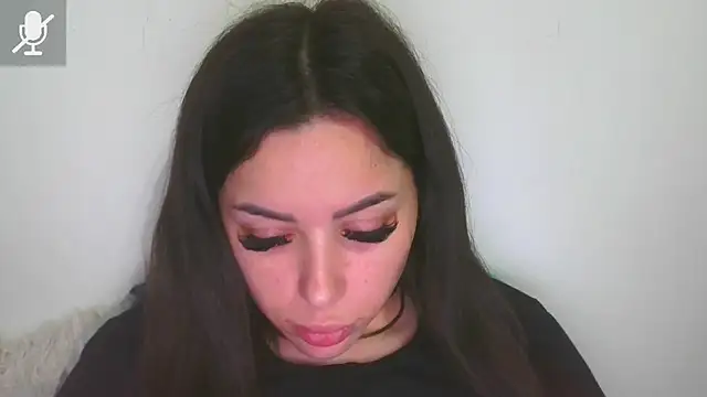 LovelyJulliette online show from March 31, 8:09 pm