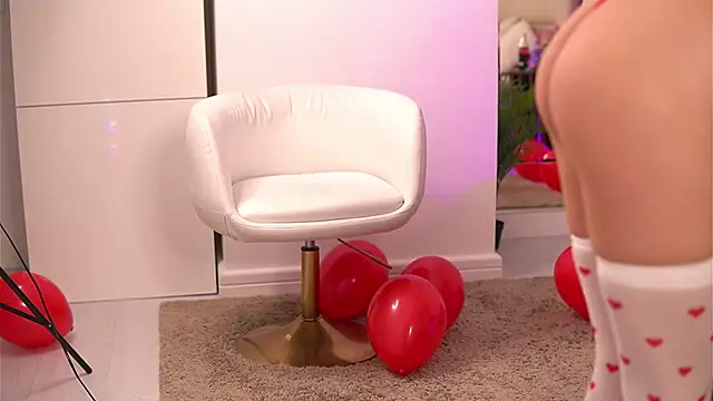 KaylaBray online show from February 15, 12:04 am