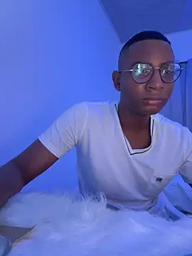 Snapshot of Arwens_bell08 chatting on February 9, 10:32 pm Arwens bell08 online show from February 9, 10:32 pm