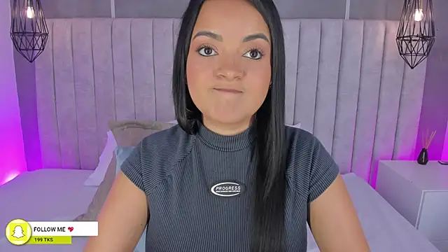 lea gray online show from December 4, 6:49 pm