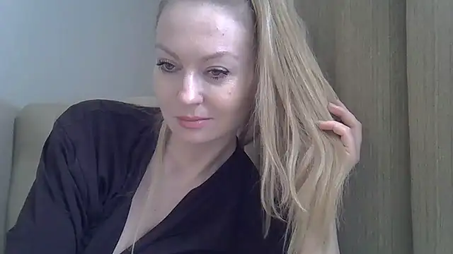 ZarinaSwift online show from February 12, 8:27 am