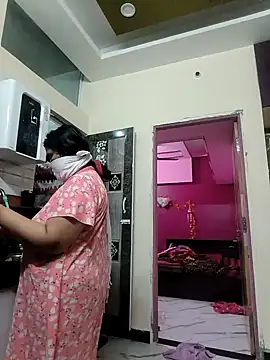 Snapshot of RESHMA_21 chatting on March 1, 2:34 pm RESHMA 21 online show from March 1, 2:34 pm