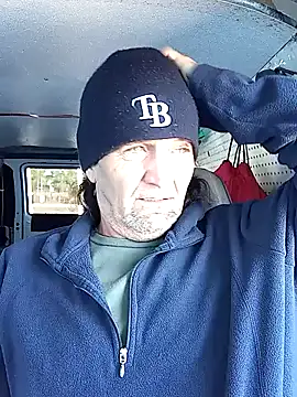 Snapshot of Hotbodyscottie chatting on December 4, 3:32 pm Hotbodyscottie online show from December 4, 3:32 pm