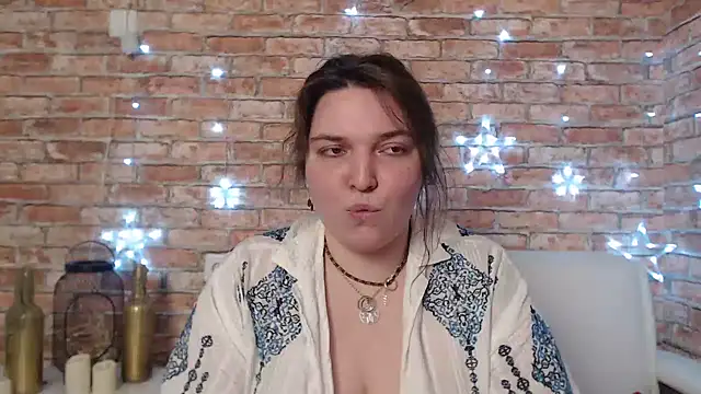 Amelia Kiss  online show from January 27, 7:03 am