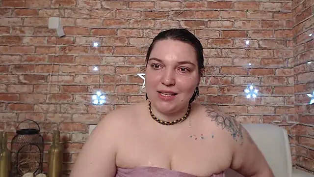 Amelia Kiss  online show from March 8, 12:44 am