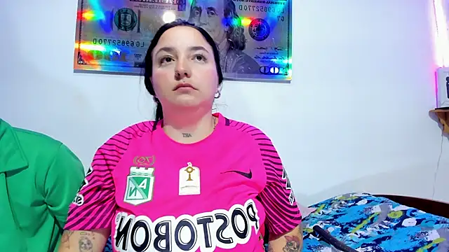 Bad Couple 1 online show from December 23, 4:01 am