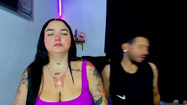 Bad Couple 1 online show from February 9, 3:43 am