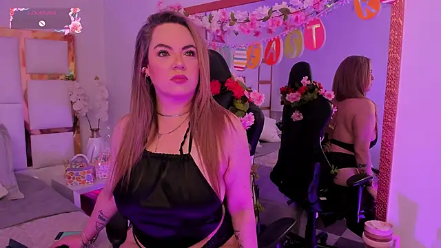 AvaMiia online show from April 2, 11:41 am