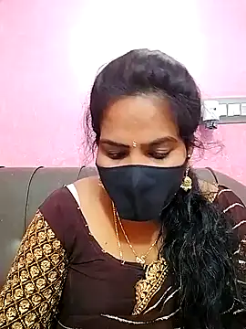 Snapshot of melina214 chatting on July 14, 2:34 pm melina214 online show from July 14, 2:34 pm