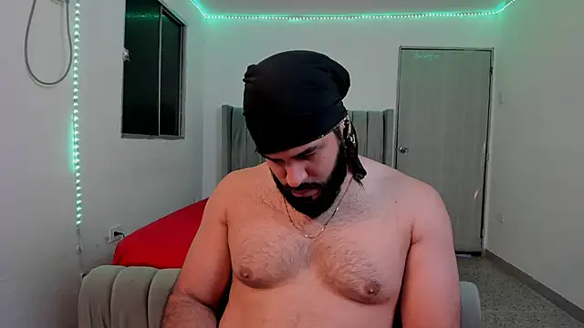 Snapshot of eda_karim chatting on February 11, 8:14 pm eda karim online show from February 11, 8:14 pm