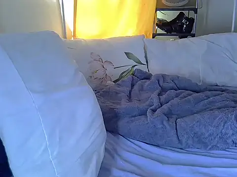 Snapshot of Sweetreena chatting on March 31, 5:41 am Sweetreena online show from March 31, 5:41 am