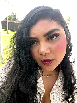 Juli Walker online show from February 27, 2:06 pm