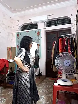 Hotestlove online show from March 12, 1:51 pm