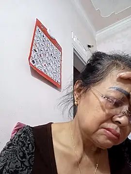 Hotestlove online show from October 10, 1:32 pm