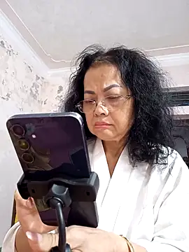 Hotestlove online show from November 1, 2:52 pm