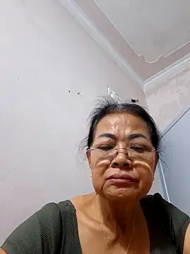 Hotestlove online show from December 19, 12:34 pm