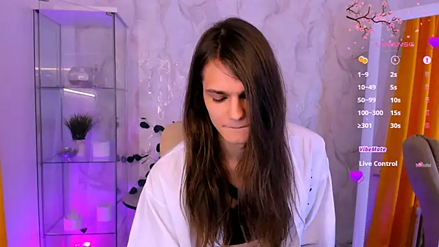 Will Will  online show from November 4, 2:05 pm