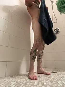 Crackkers online show from October 20, 4:57 am