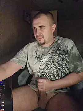 Snapshot of Foxyshaved chatting on December 21, 6:42 am Foxyshaved online show from December 21, 6:42 am