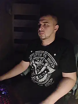 Snapshot of Foxyshaved chatting on February 5, 4:28 am Foxyshaved online show from February 5, 4:28 am