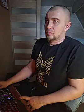 Snapshot of Foxyshaved chatting on February 16, 7:26 am Foxyshaved online show from February 16, 7:26 am