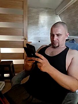 Foxyshaved online show from March 17, 1:14 pm