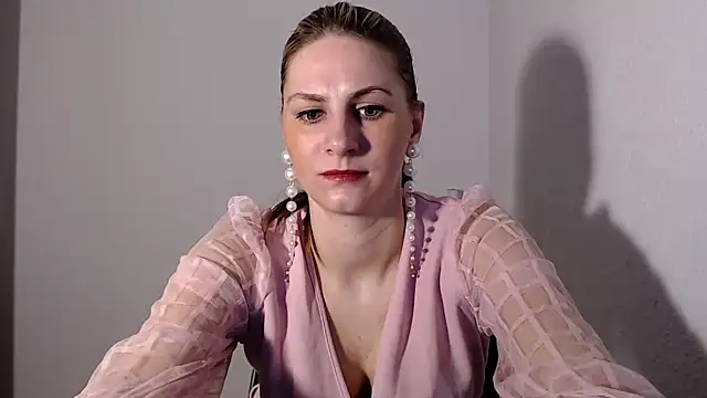 DagmarieFlirt online show from January 5, 6:35 am