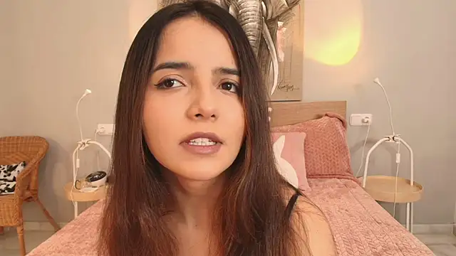Snapshot of Raychell_Black chatting on January 19, 10:06 pm Raychell Black online show from January 19, 10:06 pm