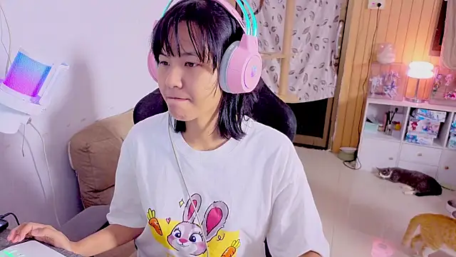 Kana G online show from October 11, 4:16 pm