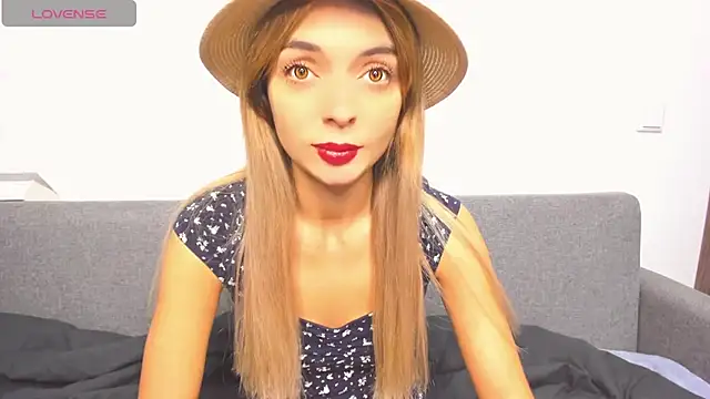  ellen meow  online show from December 4, 8:18 pm