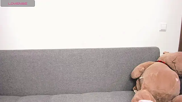  ellen meow  online show from December 11, 8:18 pm