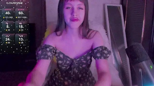 Sofagreen  online show from December 19, 11:01 pm