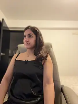 CuteeRose online show from April 16, 11:33 am