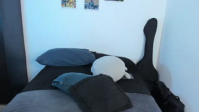 Aventure Twinks online show from January 9, 6:31 pm