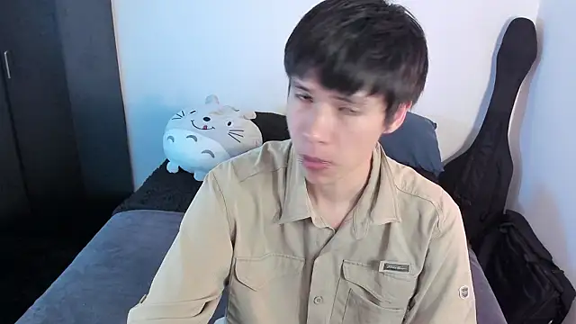 Aventure Twinks online show from February 7, 3:21 am